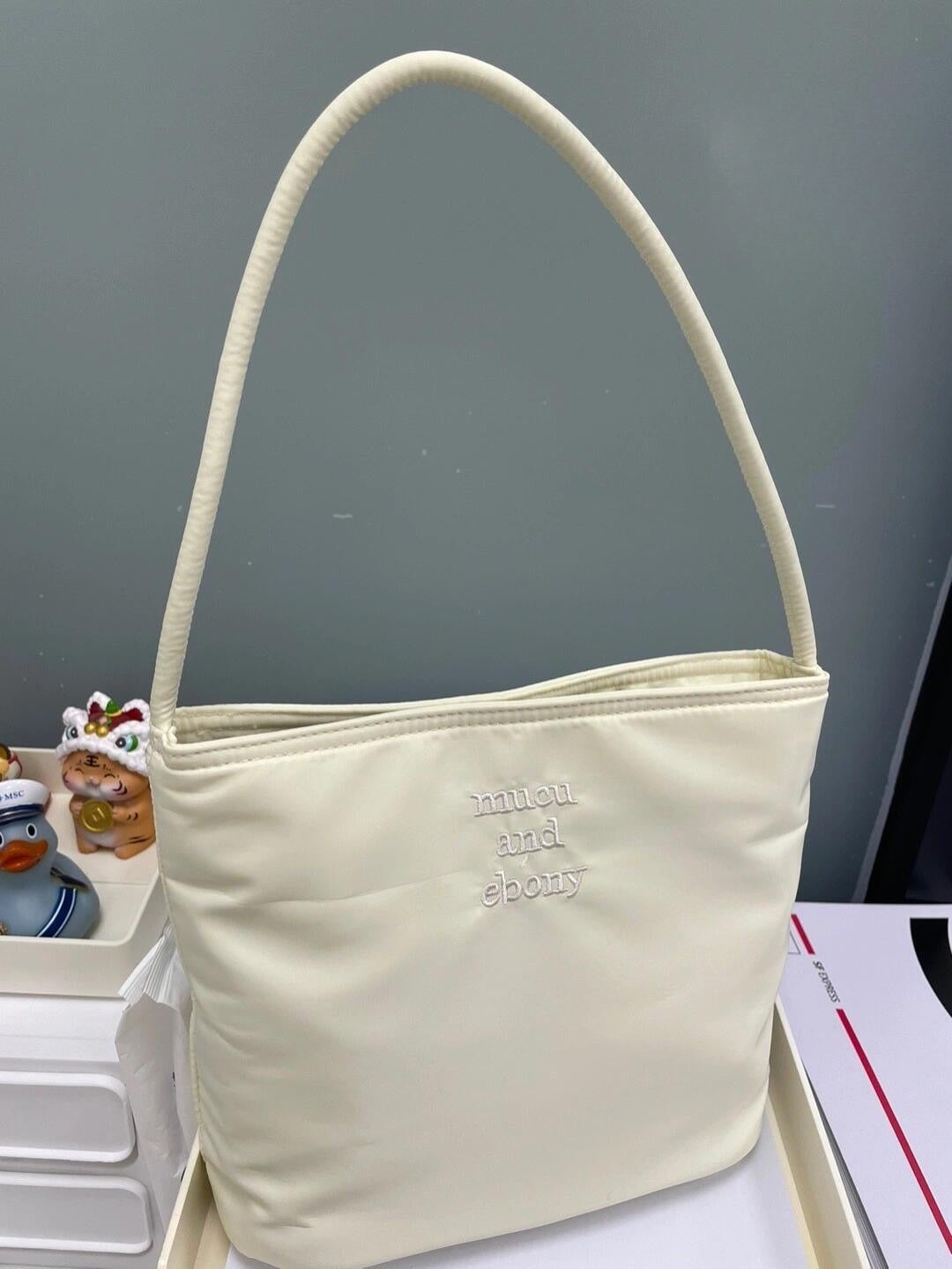 Much&Eboy Women's Chic Nylon Casual Shoulder Bag - Versatile Bucket Handbag